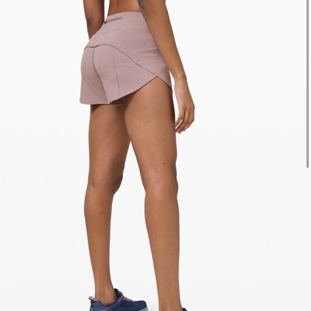 Lululemon Speed Up Mid-rise Short 4”